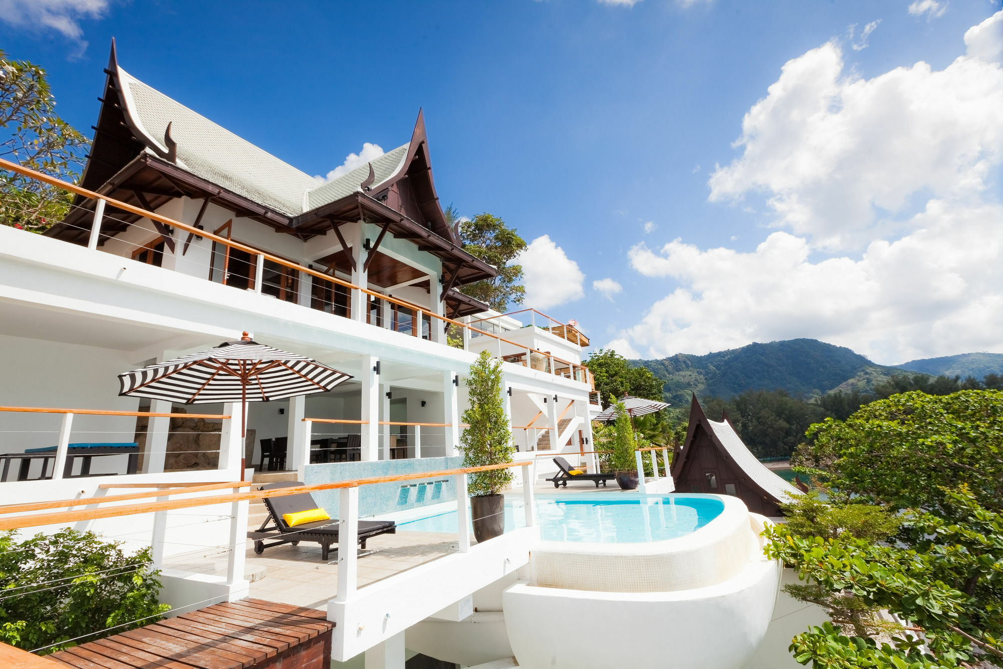 Villa Nevaeh Kamala Beach Extérieur photo